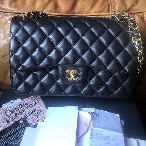 100% Auth Chanel Black Lambskin double flap   GHW